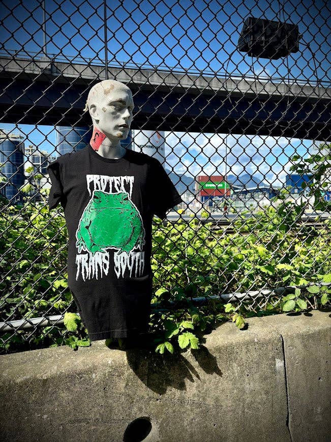 Protect Trans Youth toad tee.: S