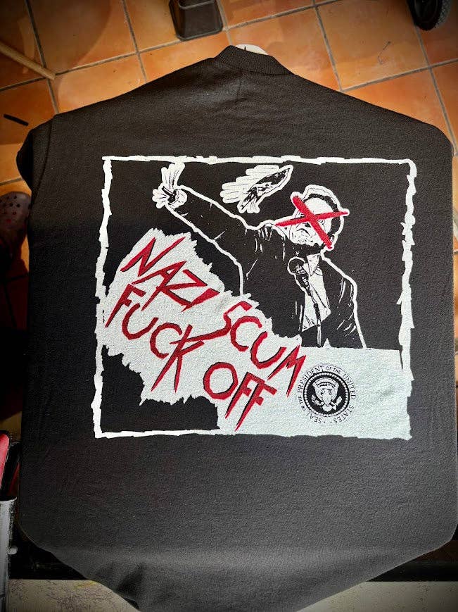 Elon Musk, Fuck off Nazi Scum tee.: L