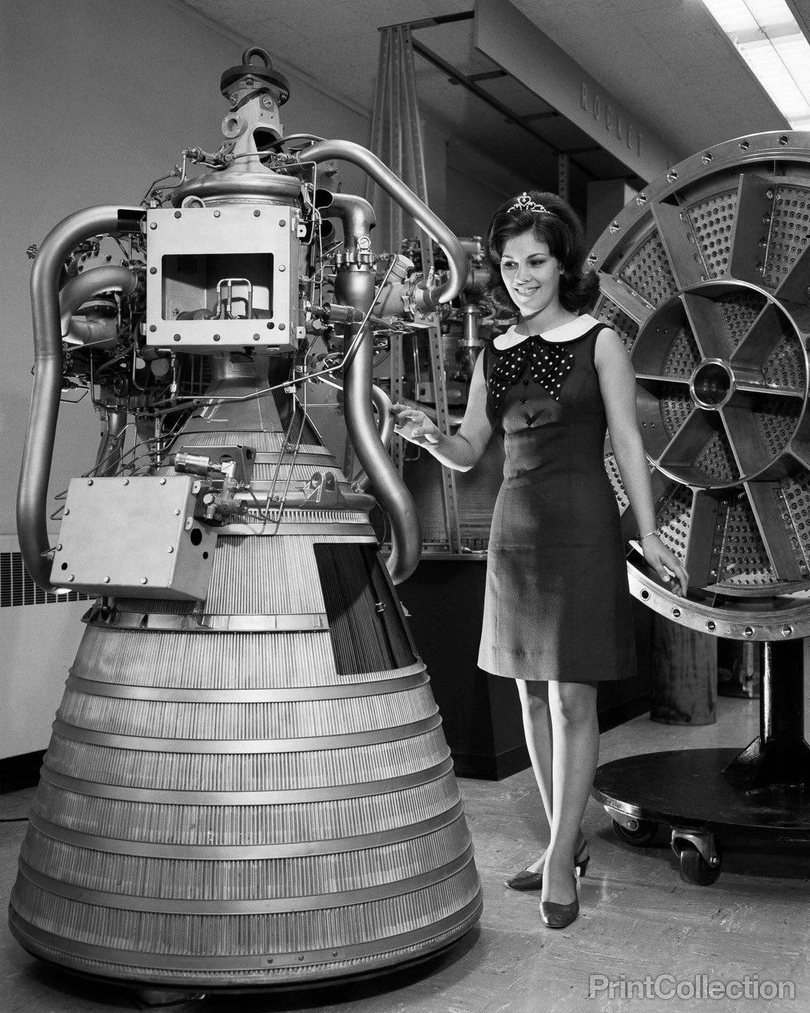Miss NASA 1968: 16" x 20"