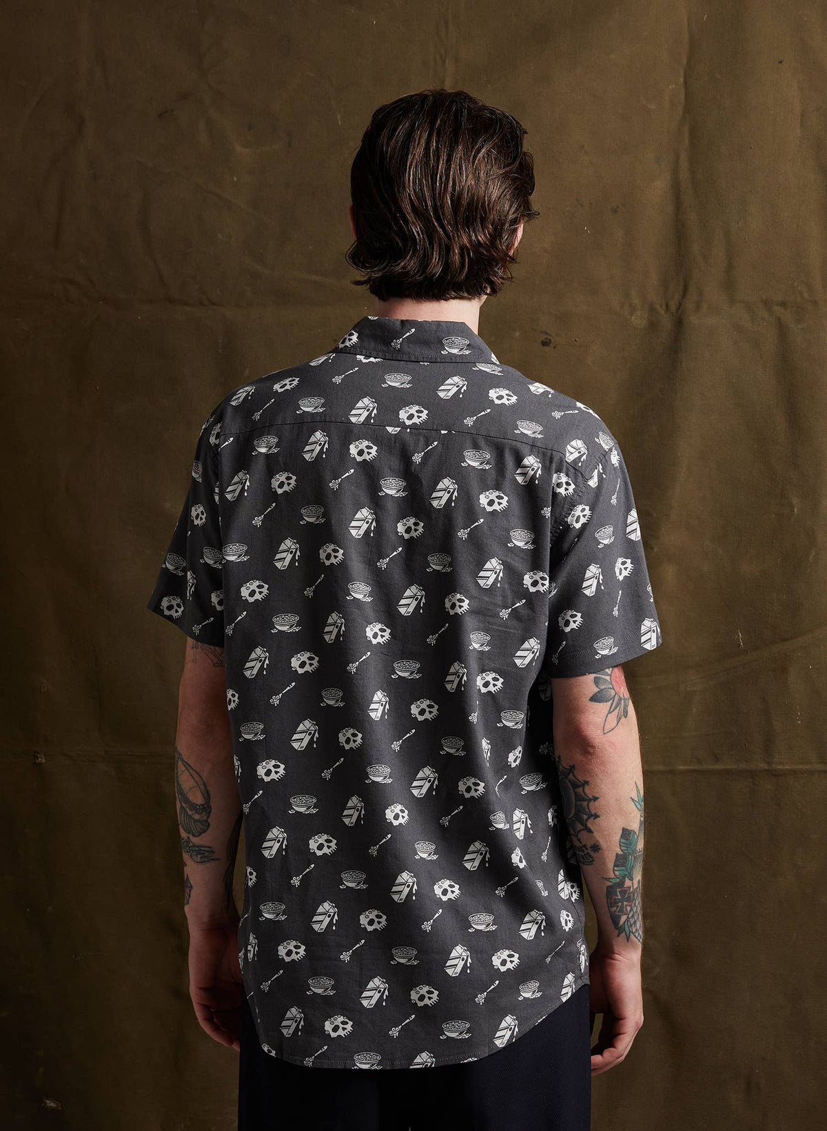 Cereal Killer Casual Button Down Shirt Men & Women: Men's M