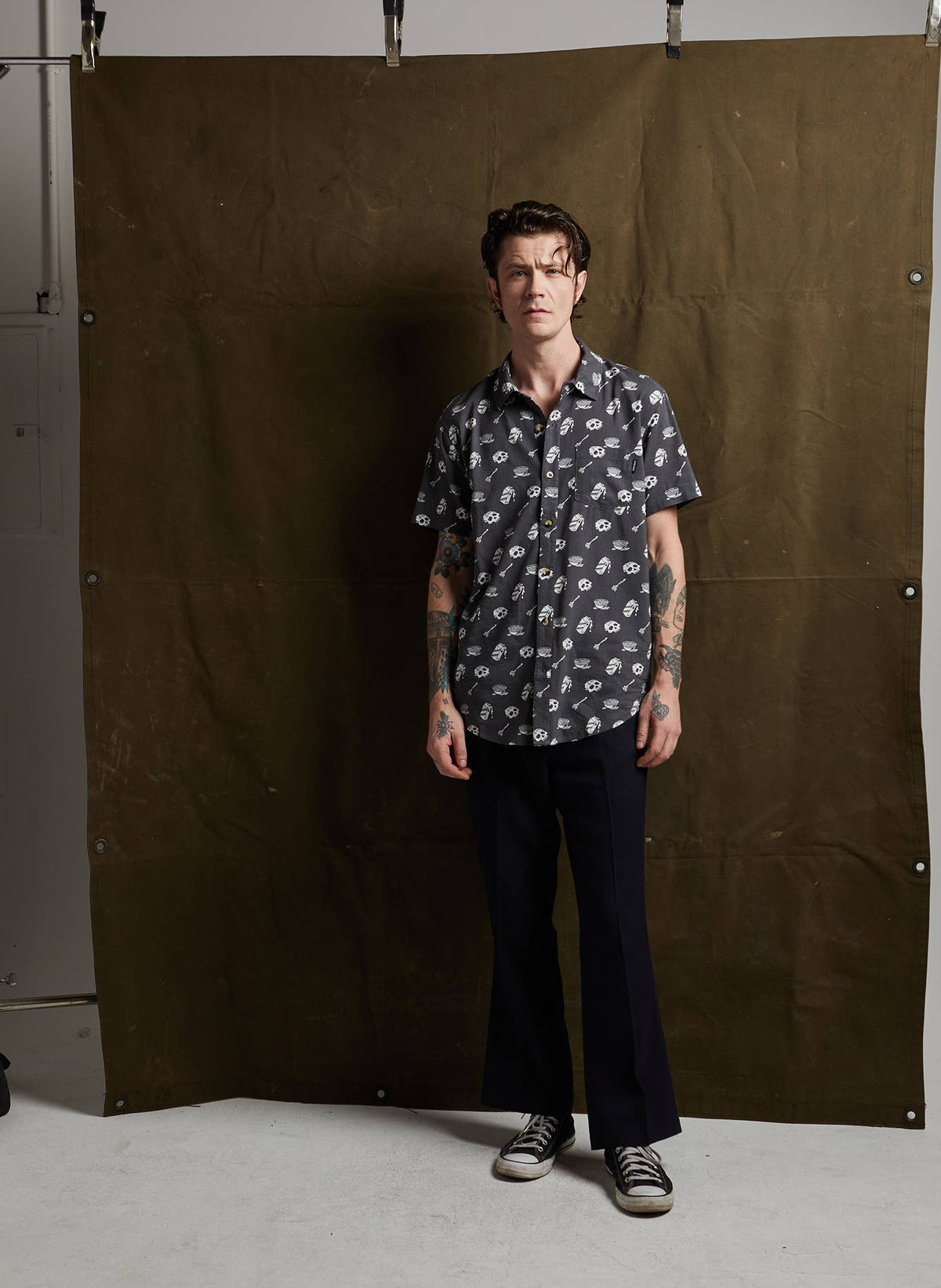 Cereal Killer Casual Button Down Shirt Men & Women: Men's M