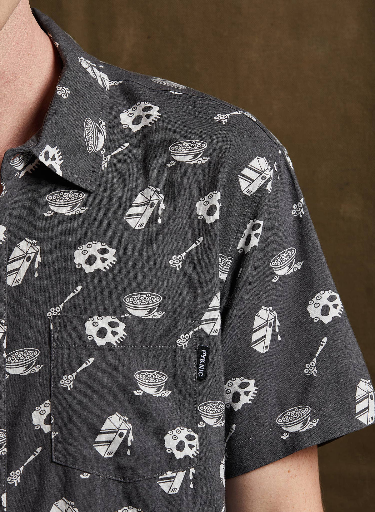 Cereal Killer Casual Button Down Shirt Men & Women: Men's M