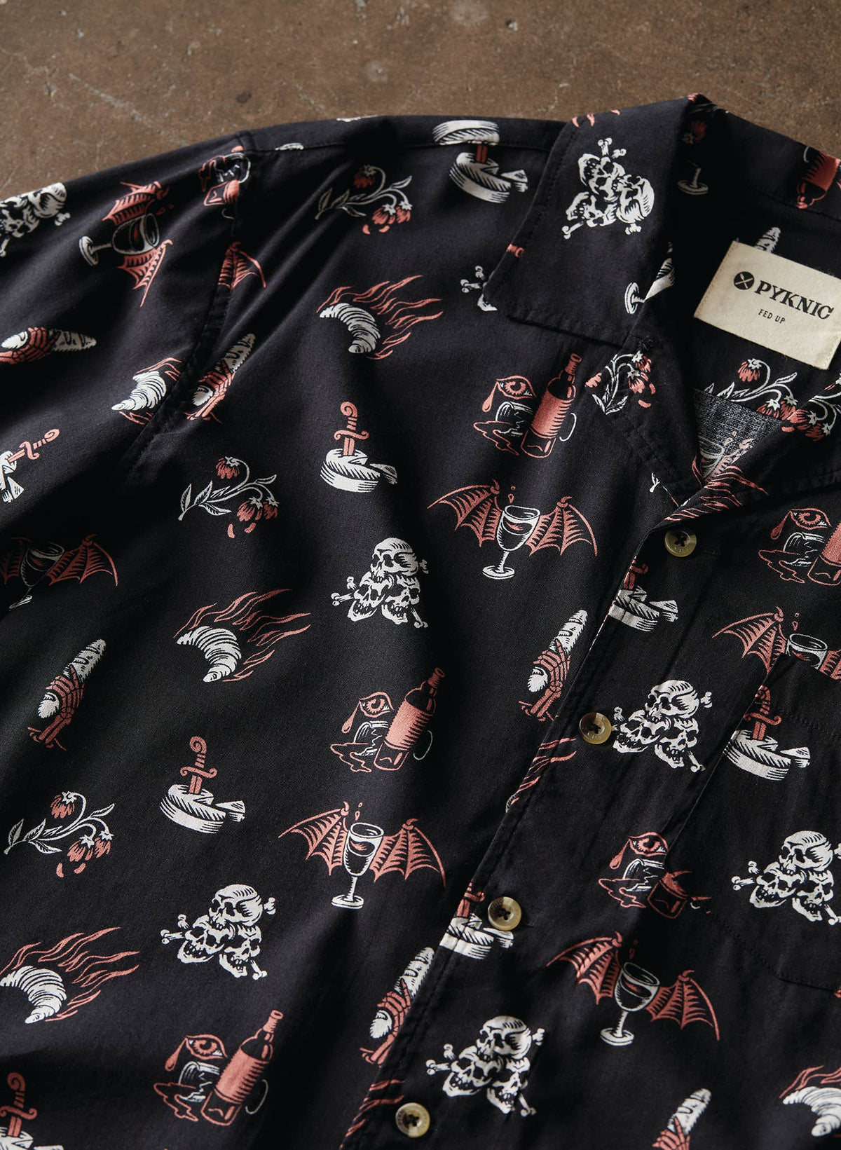 Le Sigh French Wine Cheese Baguettes & Croissants Button-Up: Men's Medium
