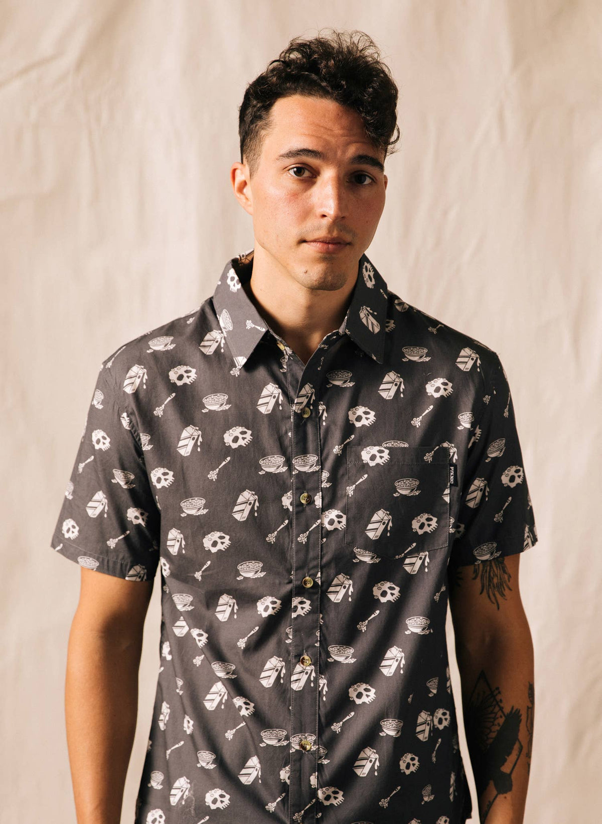 Cereal Killer Casual Button Down Shirt Men & Women: Men's M