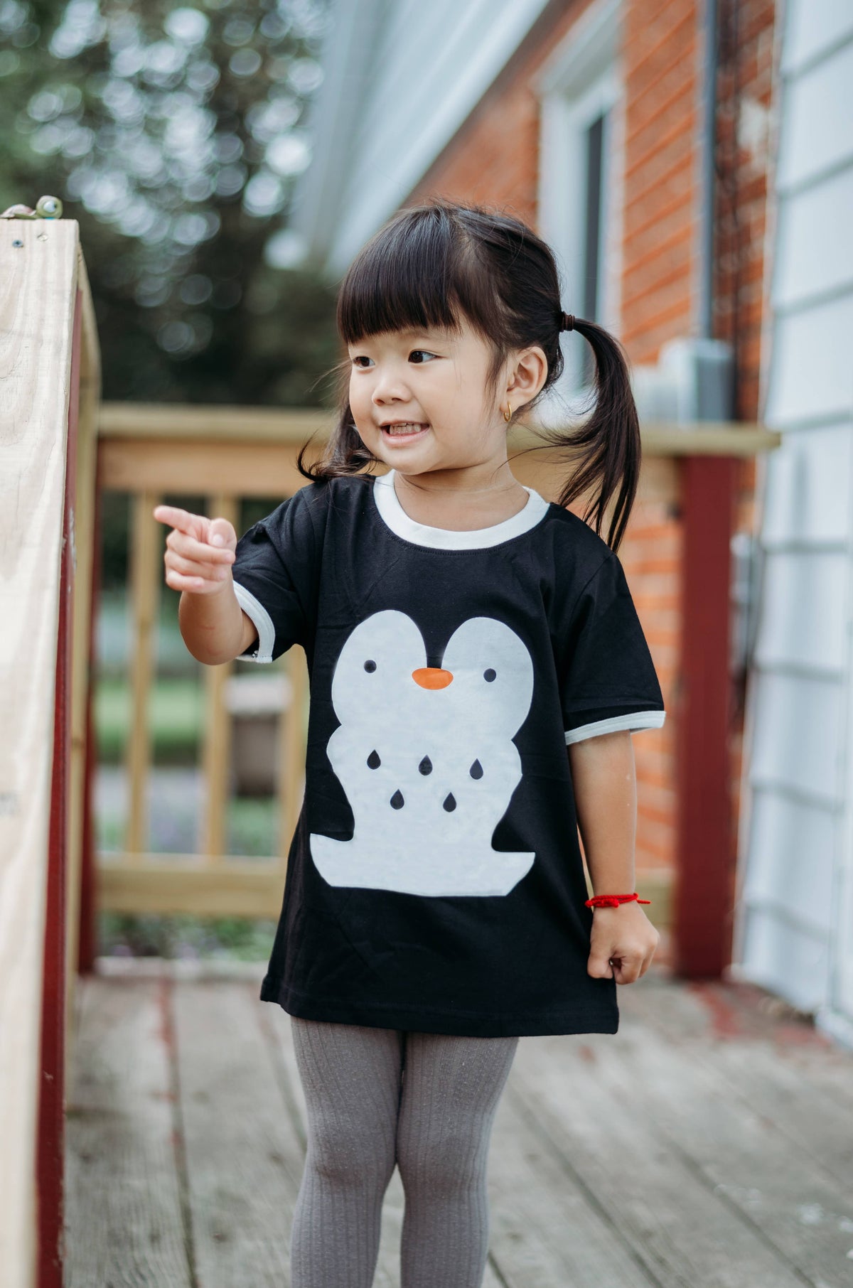 Penguin Toddler and Kids Shirt: 3T