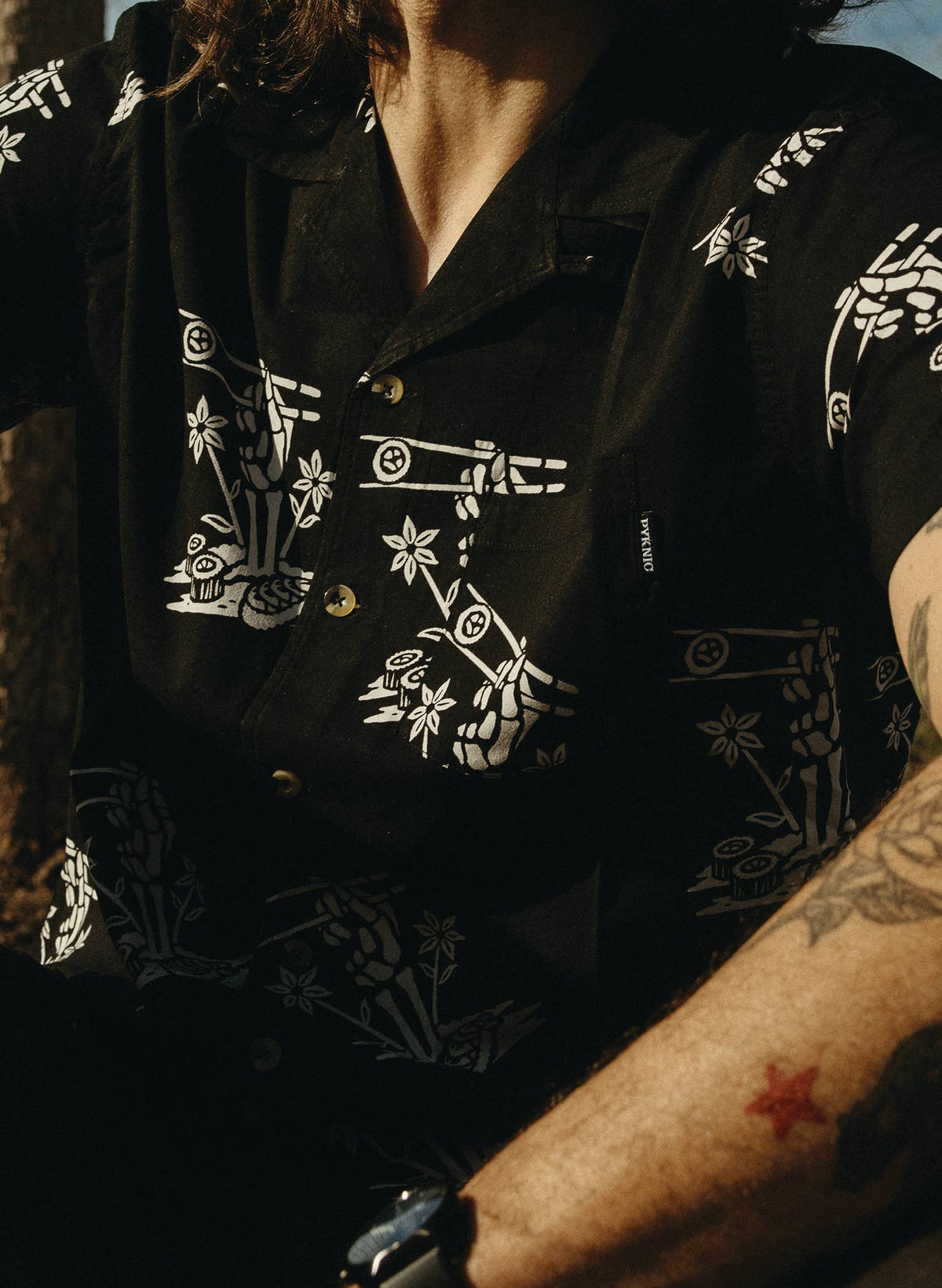 Rolling Deep Sushi Casual Button Down Shirt Men Women: M / Womens