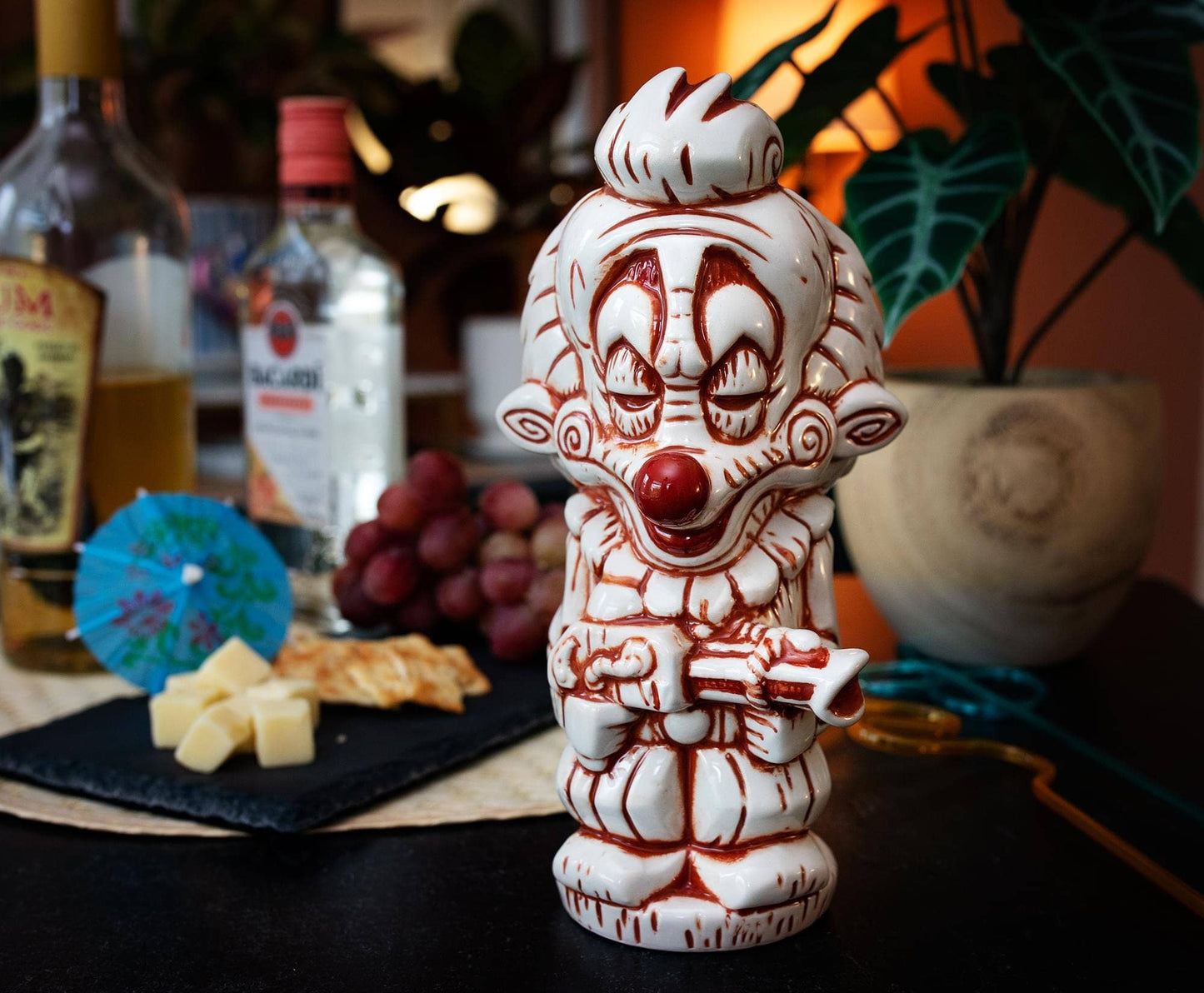 Geeki Tikis Killer Klowns Rudy 14 Ounce Mug