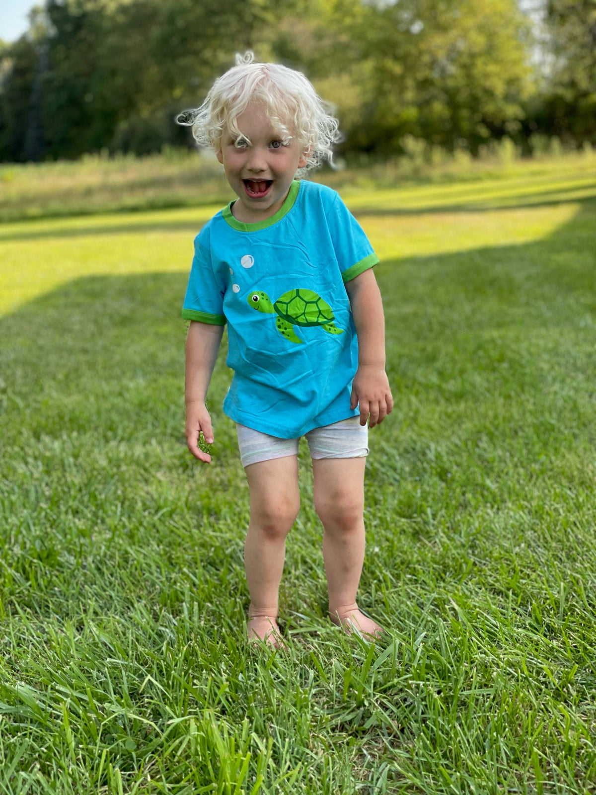 Sea Turtle Toddler and Kids Shirt: 3T