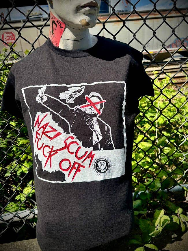 Elon Musk, Fuck off Nazi Scum tee.: L
