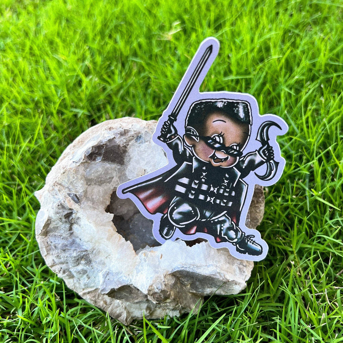 Horror Cuties Vinyl Sticker: Mommy Xenomorph