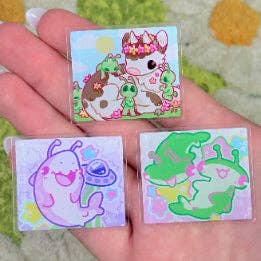 Cute Alien Camera Keychain!: Camera + Photopack
