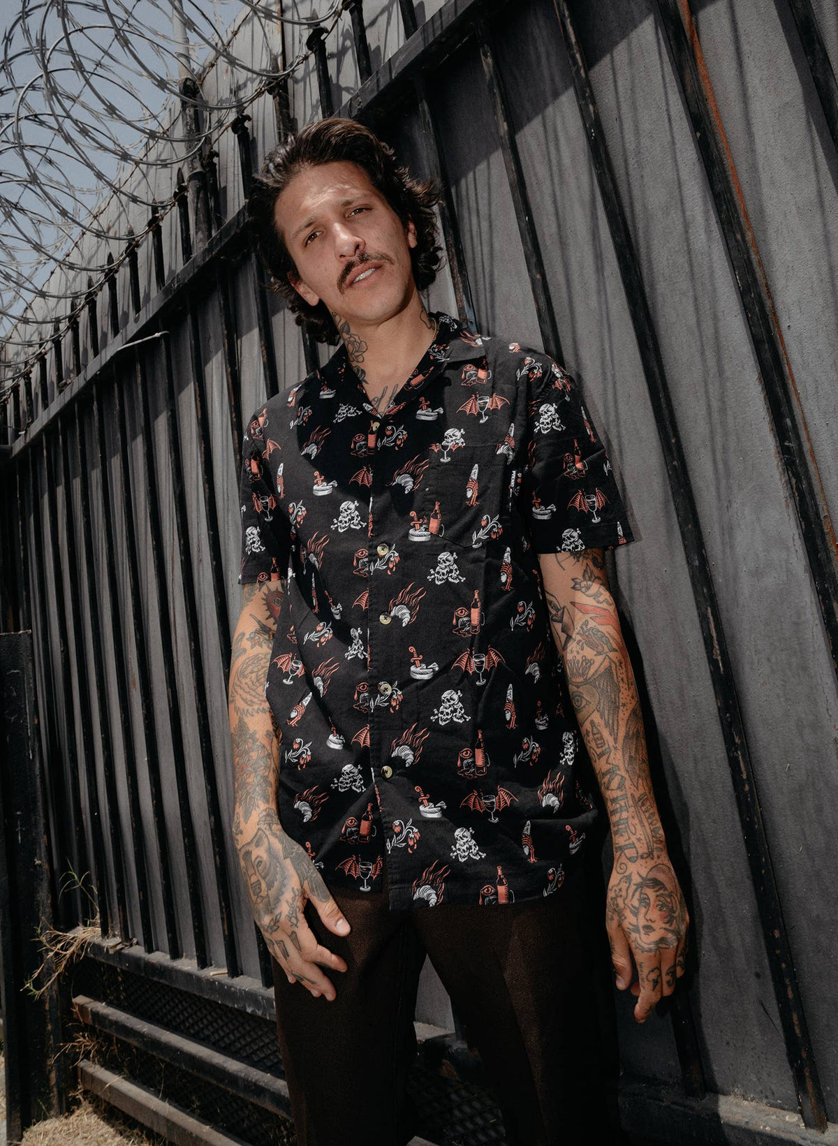 Le Sigh French Wine Cheese Baguettes & Croissants Button-Up: Men's Medium