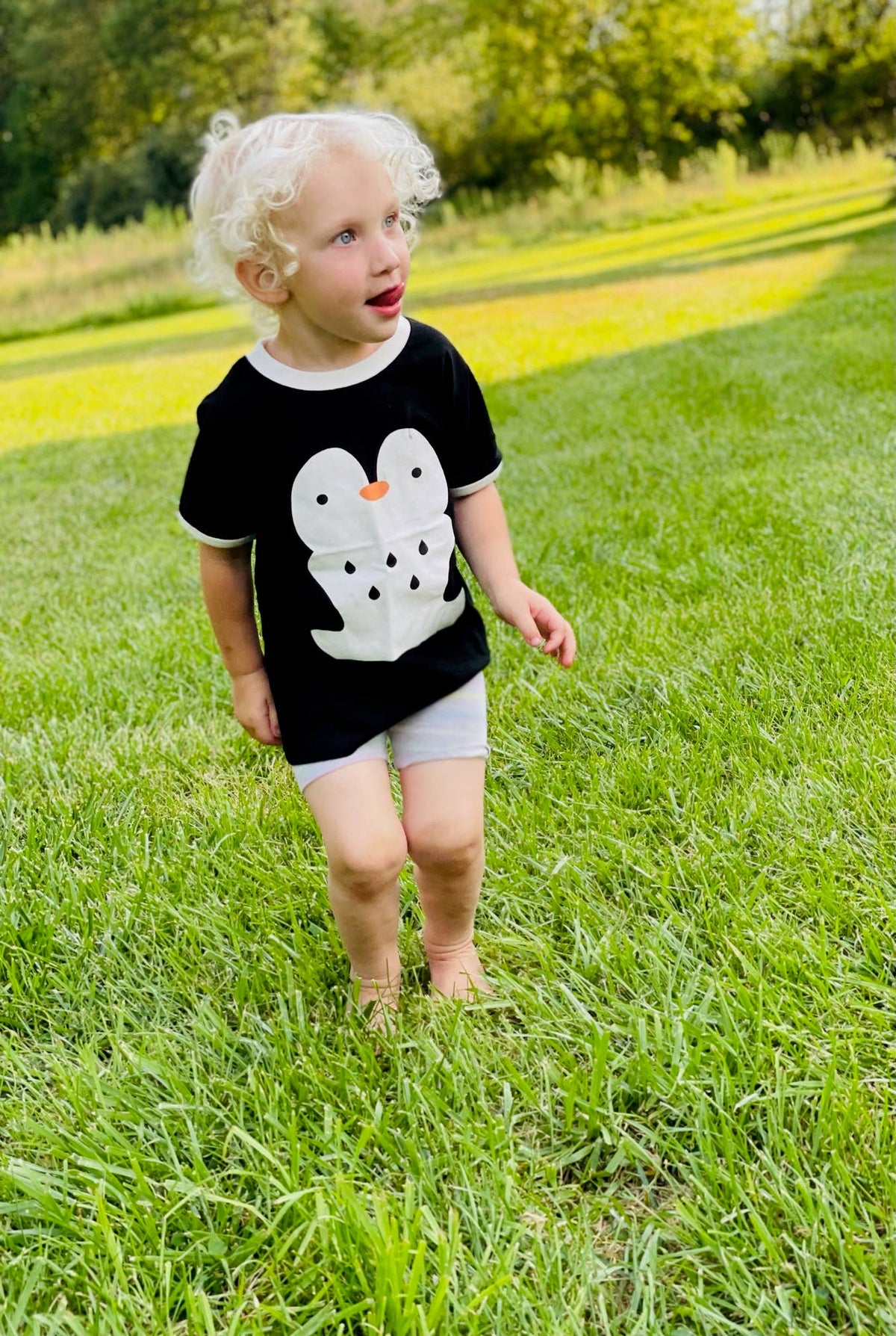 Penguin Toddler and Kids Shirt: 3T