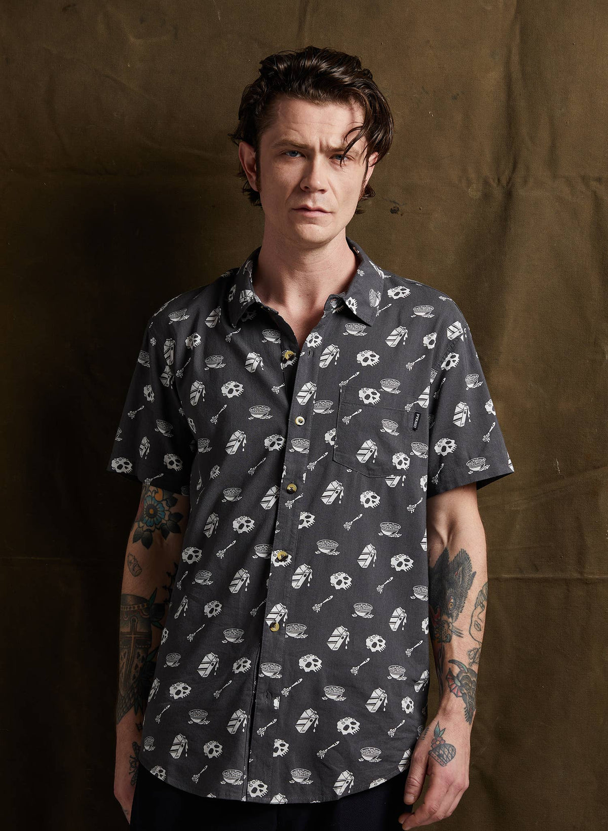 Cereal Killer Casual Button Down Shirt Men & Women: Men's M